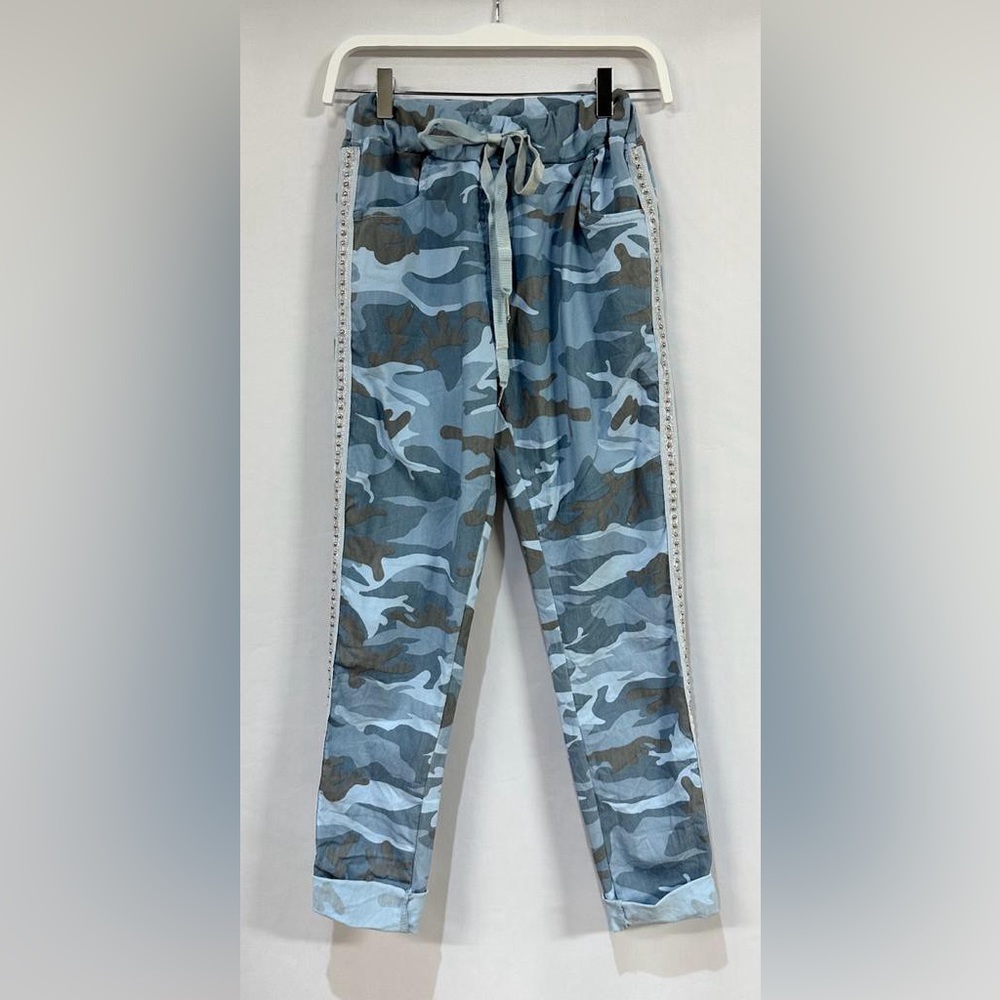(6770-SKY) CAMOUFLAGE CRINKLE JOGGER WITH STUD SIDE STRIPE